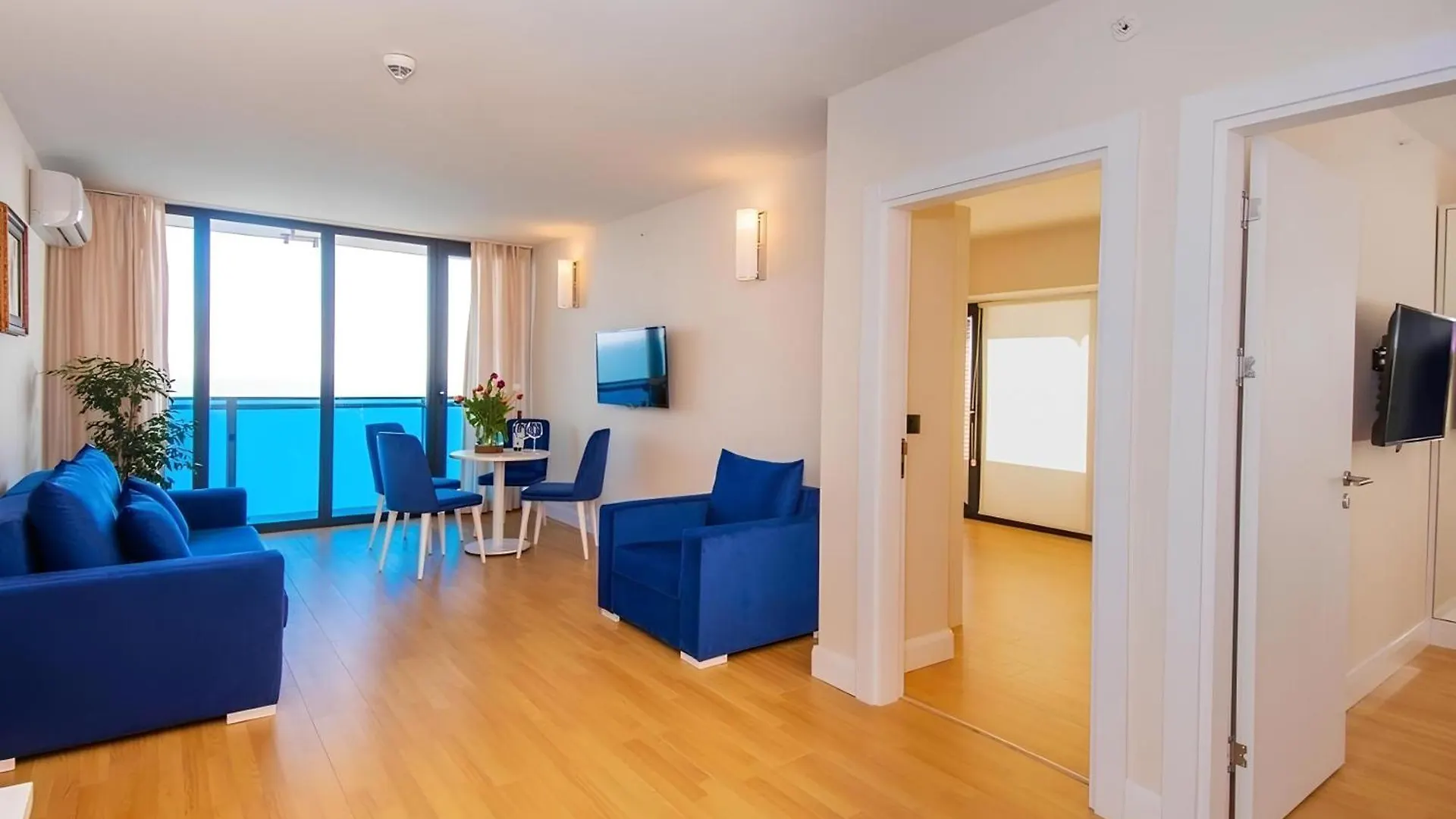 Panorama Orbi City Aparthotel Apartment