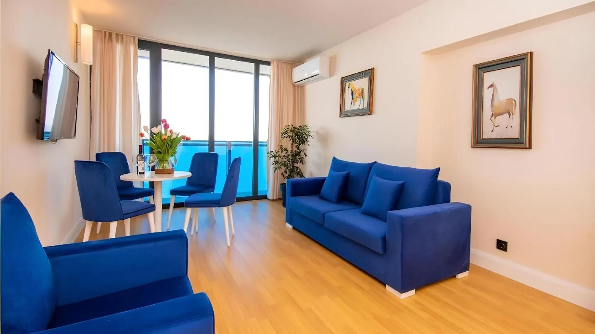 Apartment Panorama Orbi City Aparthotel