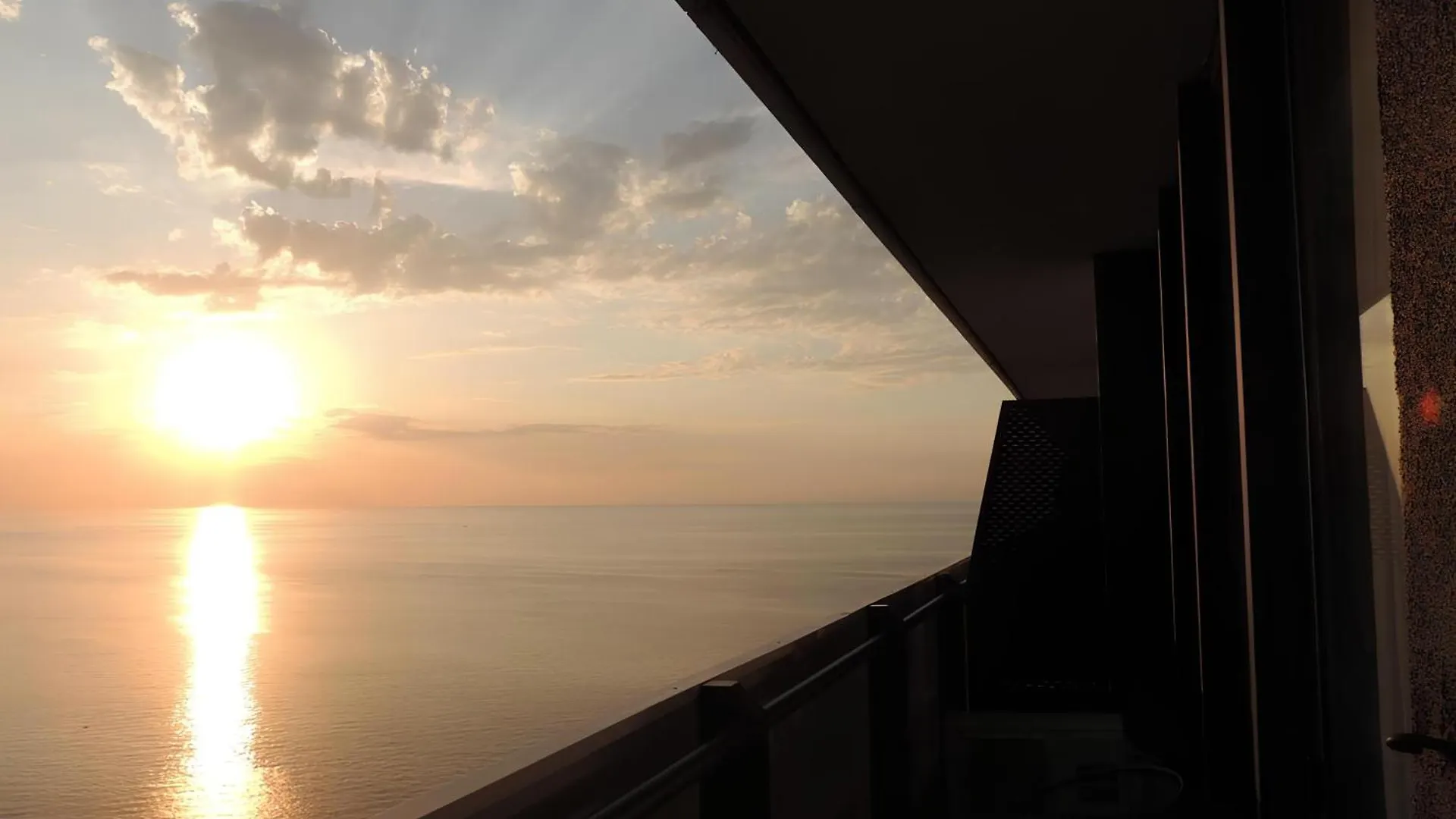 Panorama Orbi City Aparthotel Batumi
